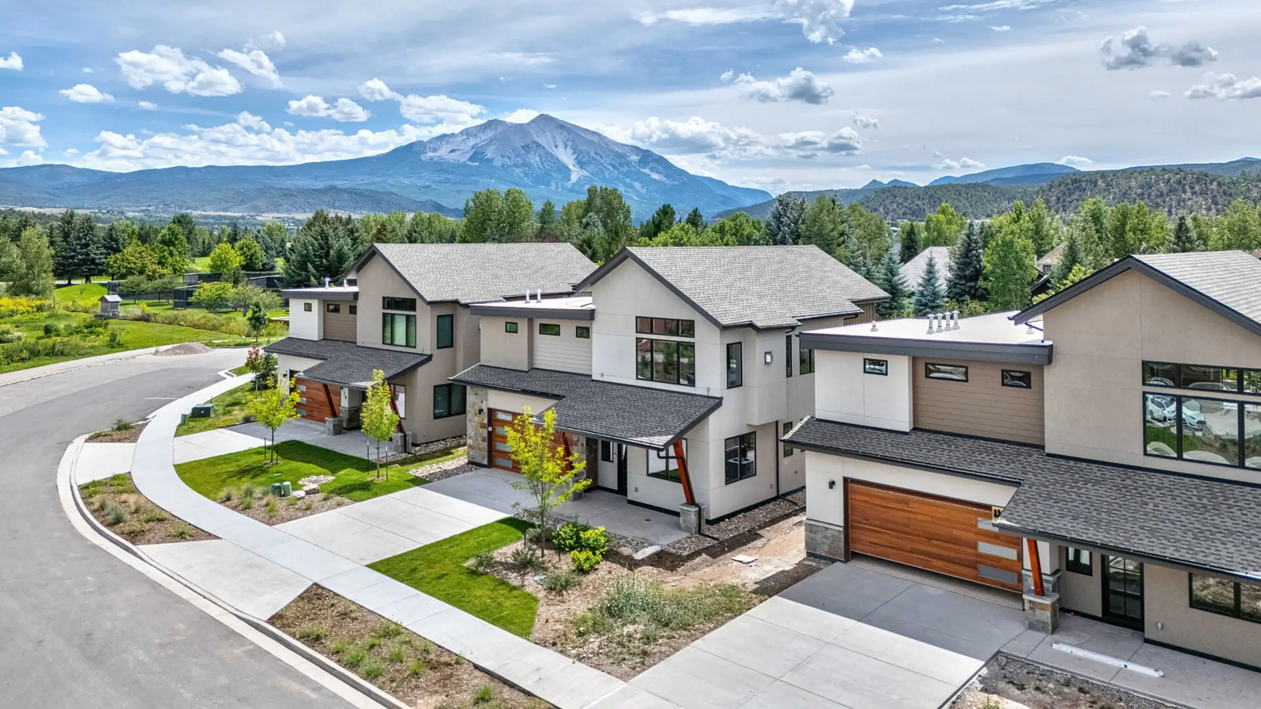 Thompson Park Residences