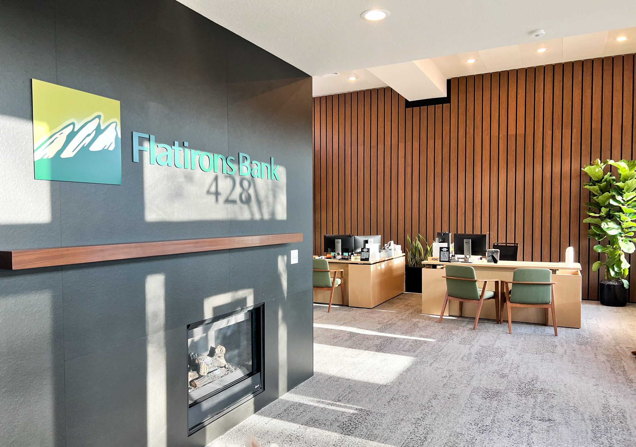 Flatirons Bank – Longmont